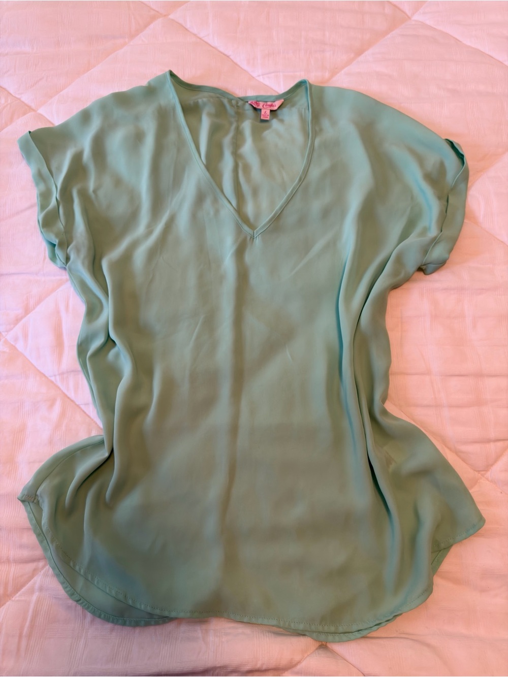 Candie’s Mint Green V-Neck Flowy Blouse